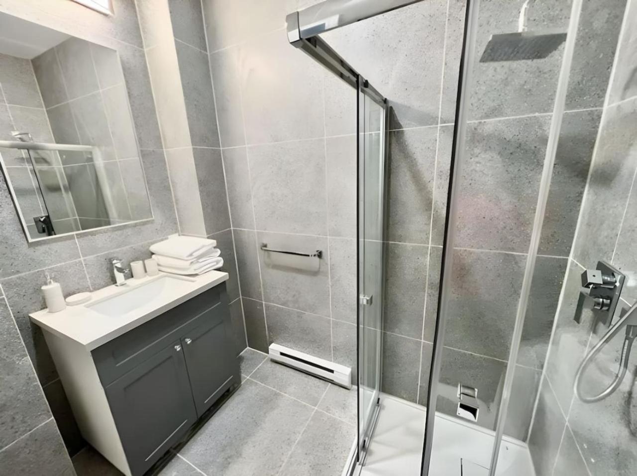 Apartment Mtl Dtown Spotlight Mtl Zz8 Montreal