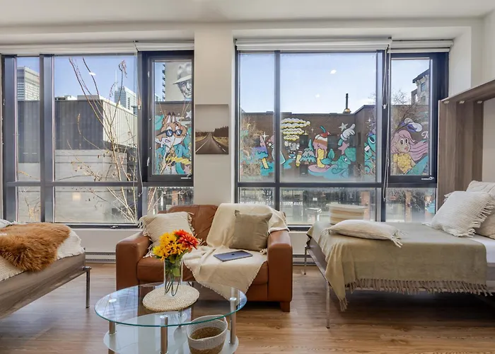 Apartment Mtl Dtown Spotlight Mtl
